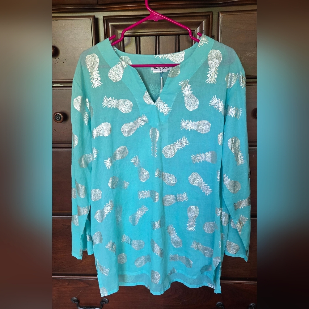 NWT, White Waves, Teal Tunic with Silver Pineapple Print, Sz. M